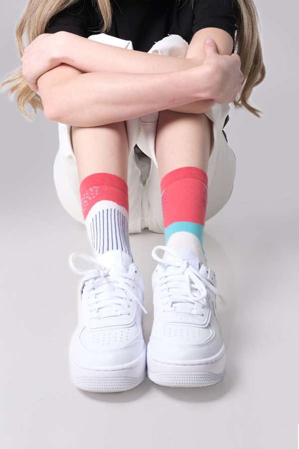 Soyut Desenli Kadın Çorap